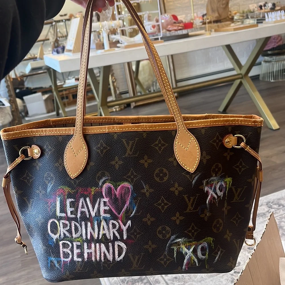 Louis Vuitton Neverfull pm Monogram w/ hand painted quote - Picture 2 of 7